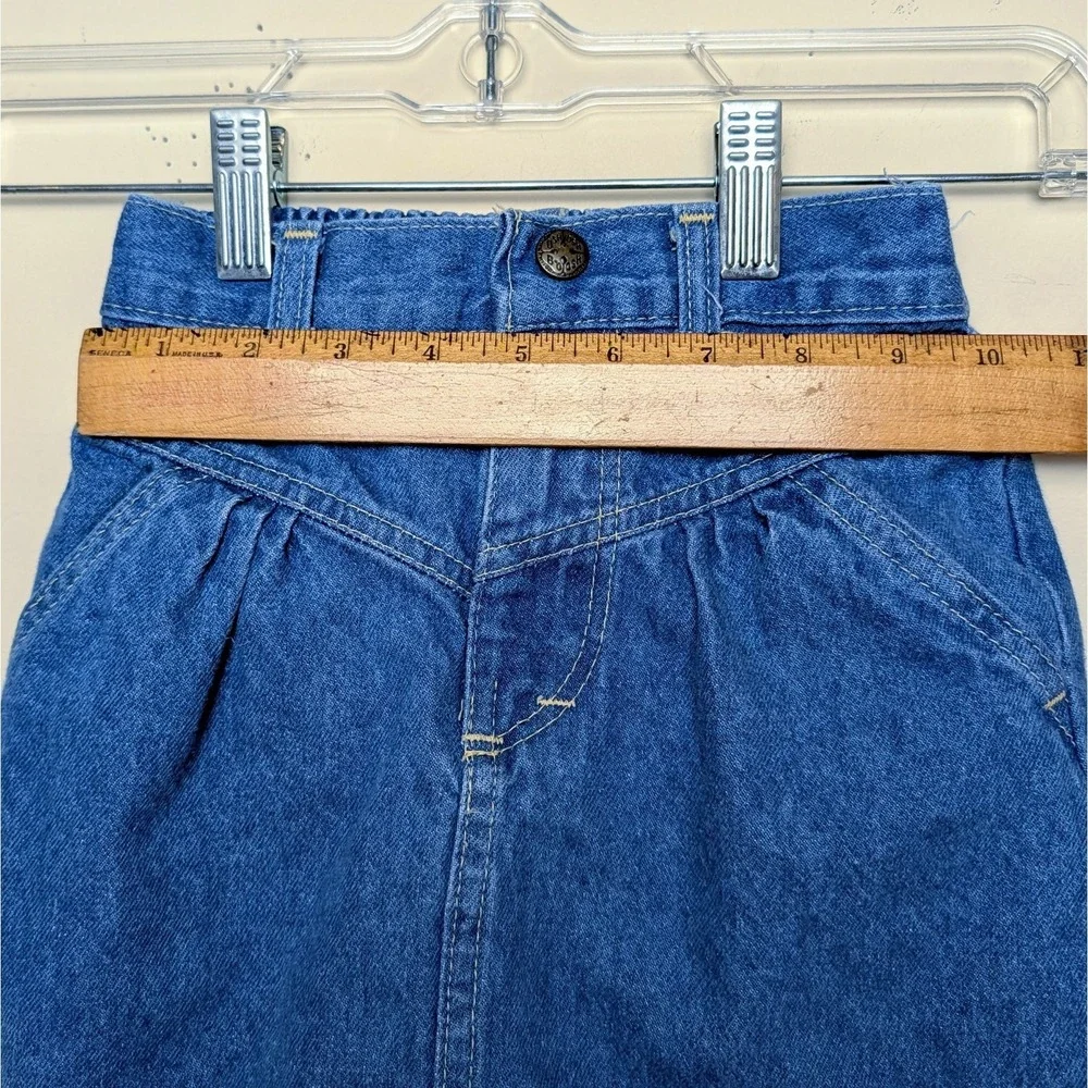 Vintage OshKosh B'Gosh 80s Denim Jean Skirt Made in USA Girls Size 4/5